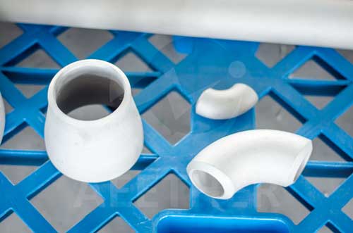 Inconel 686 elbow pickled